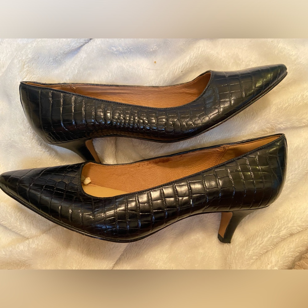 Clarks artisan Kitten Heel Shoes Faux Croc woman’s 9.5 26103502